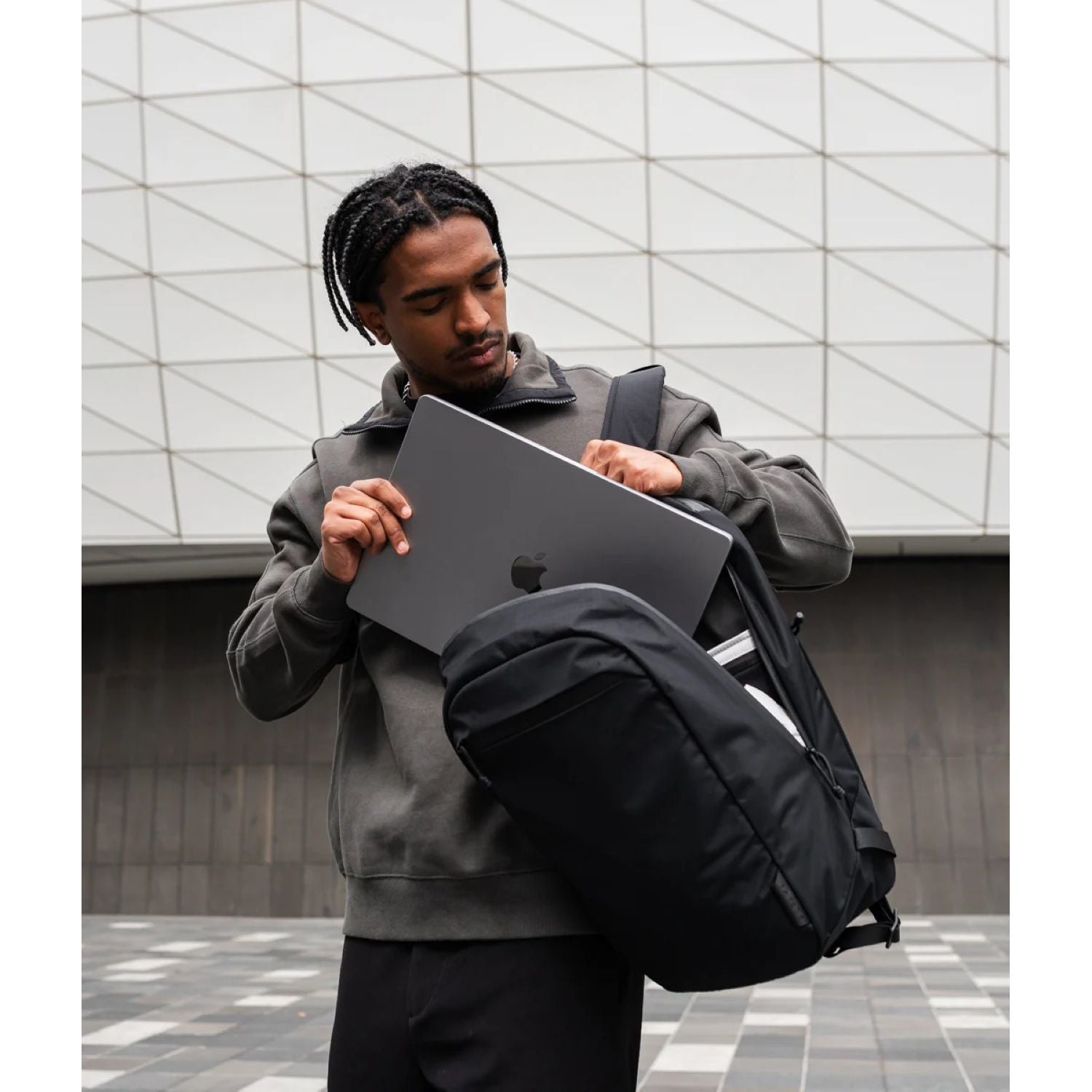 ALPAKA Aero Backpack Lite Axoflux 210D 16L