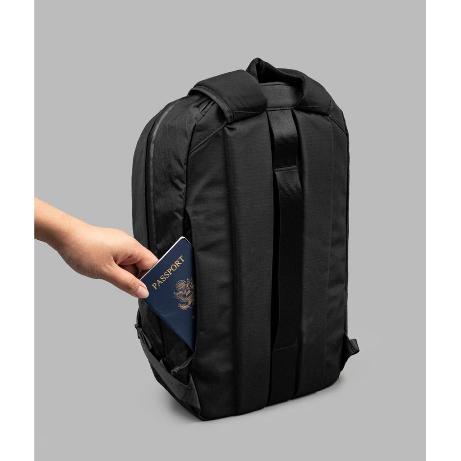 ALPAKA Essential Backpack Lite 16L