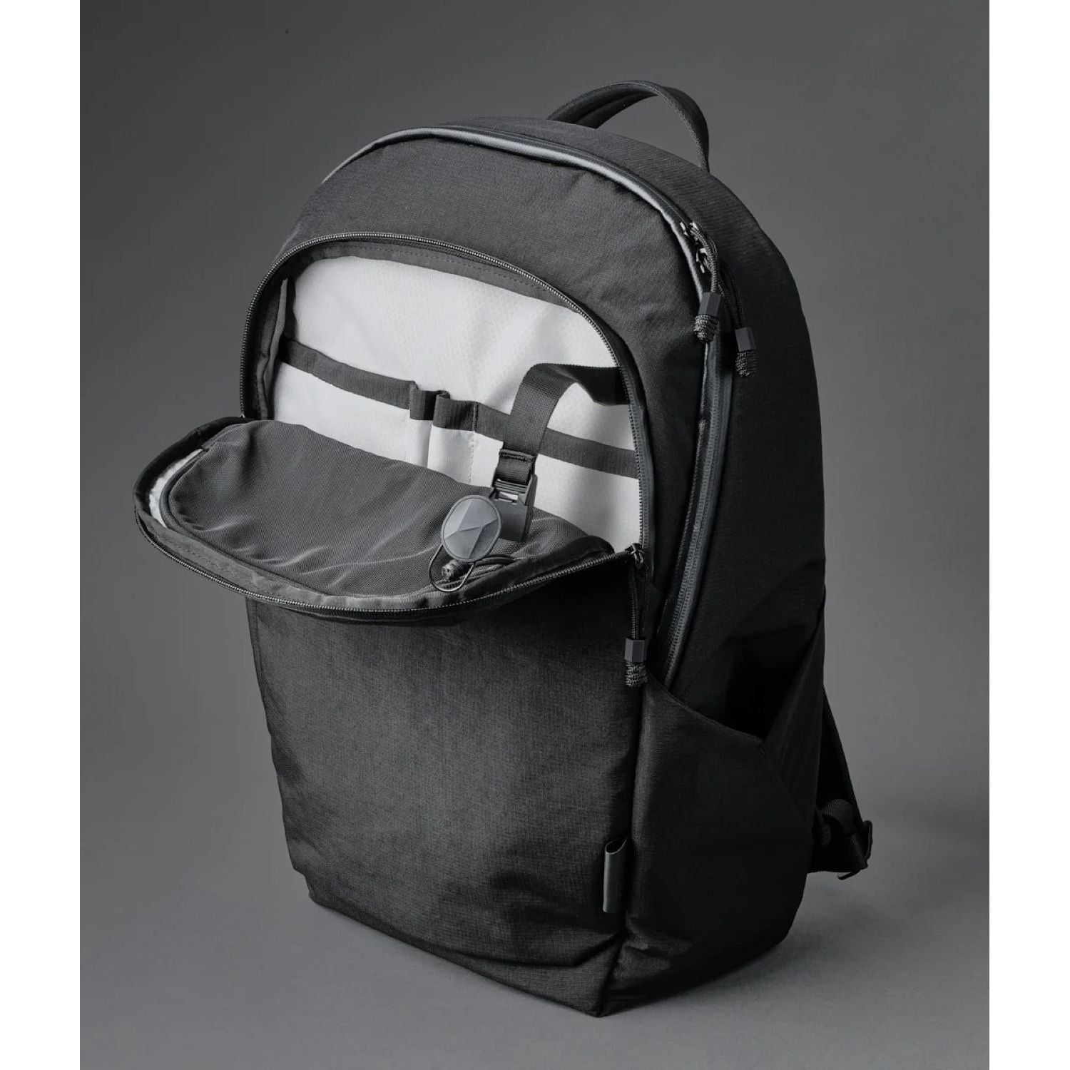 ALPAKA Bravo Backpack 23L