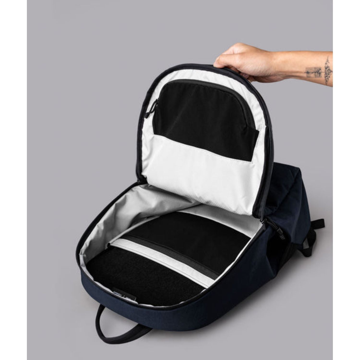 ALPAKA Bravo Backpack 23L
