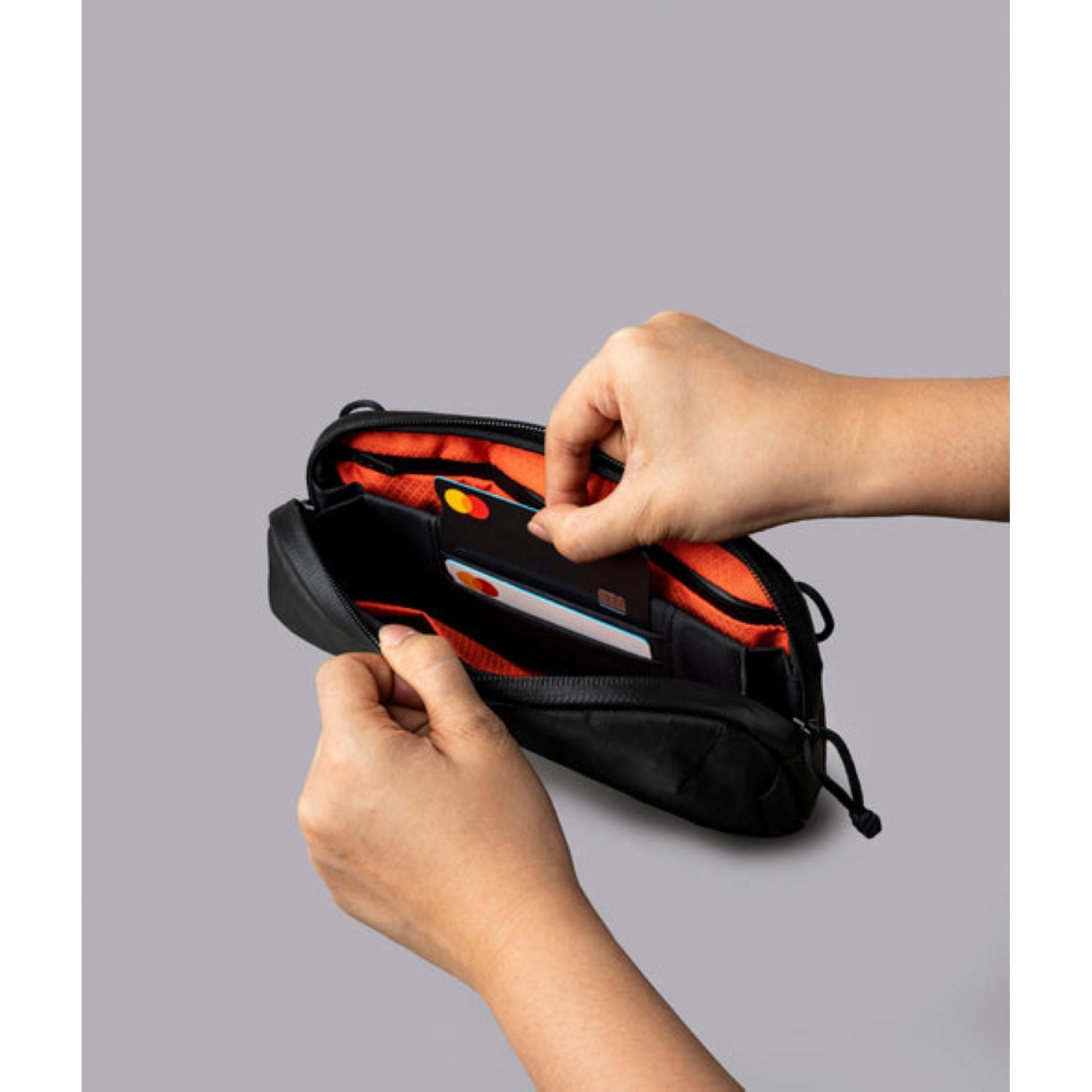 ALPAKA Flight Pouch Pro