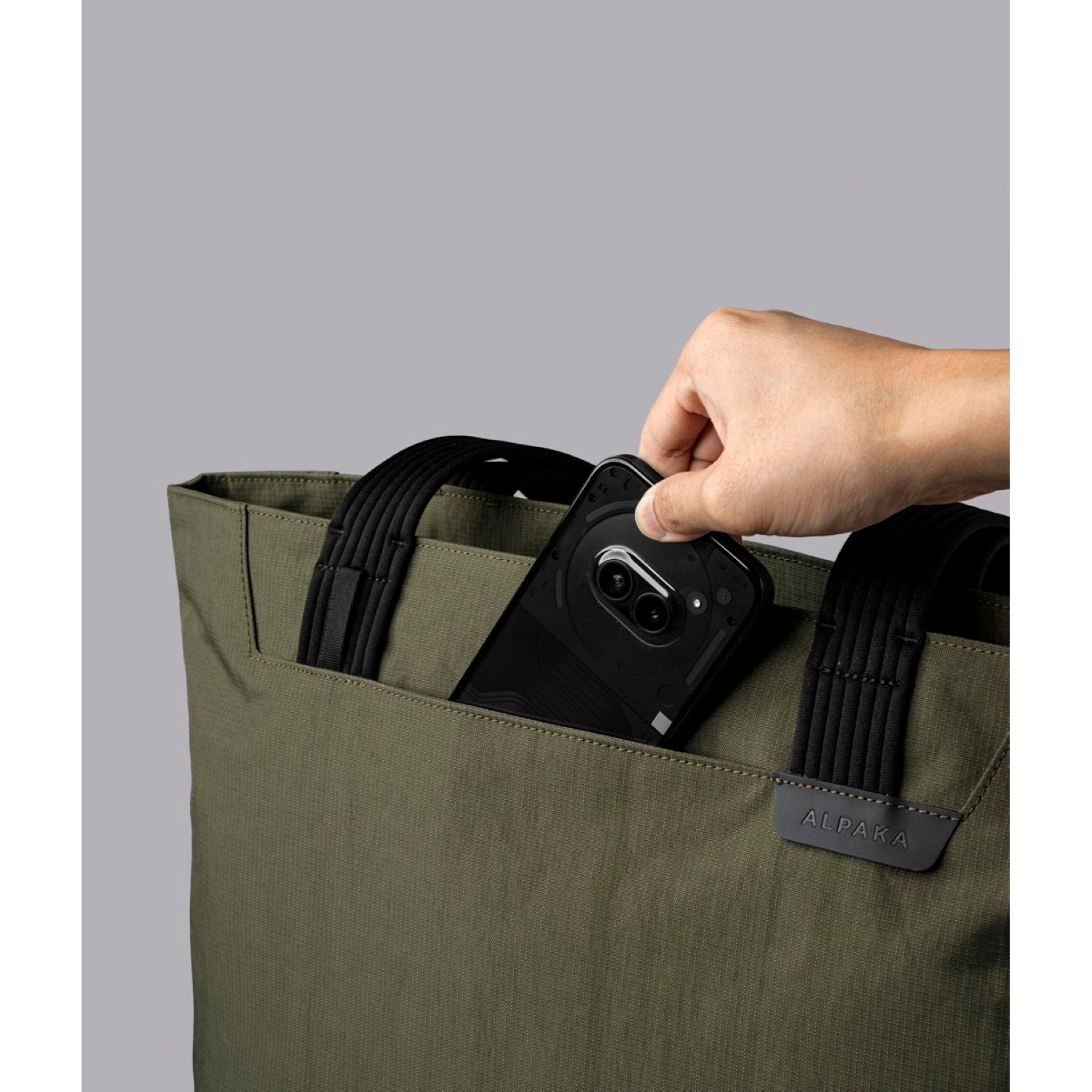 ALPAKA Flight Tote Bag (L)