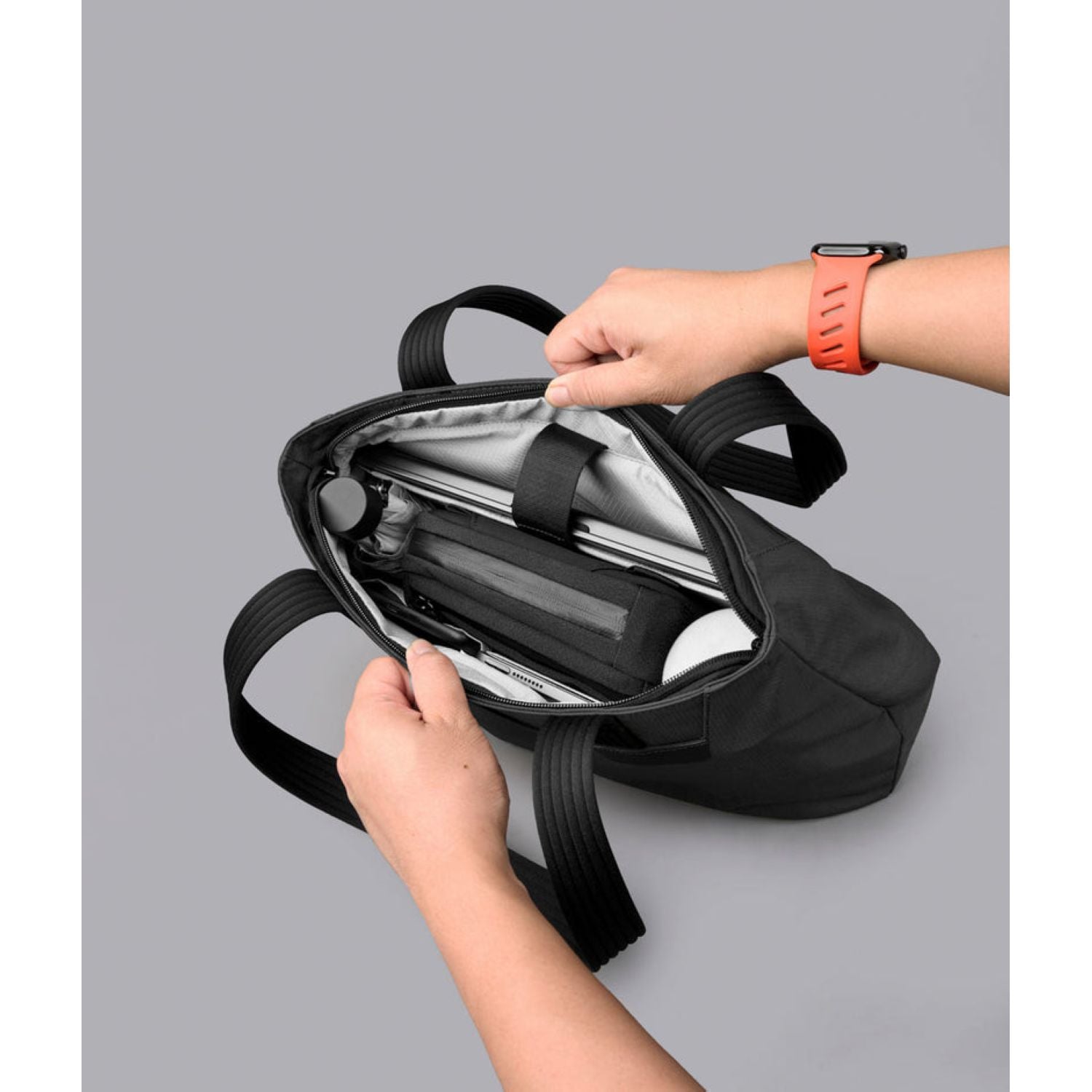 ALPAKA Flight Tote Bag (S)