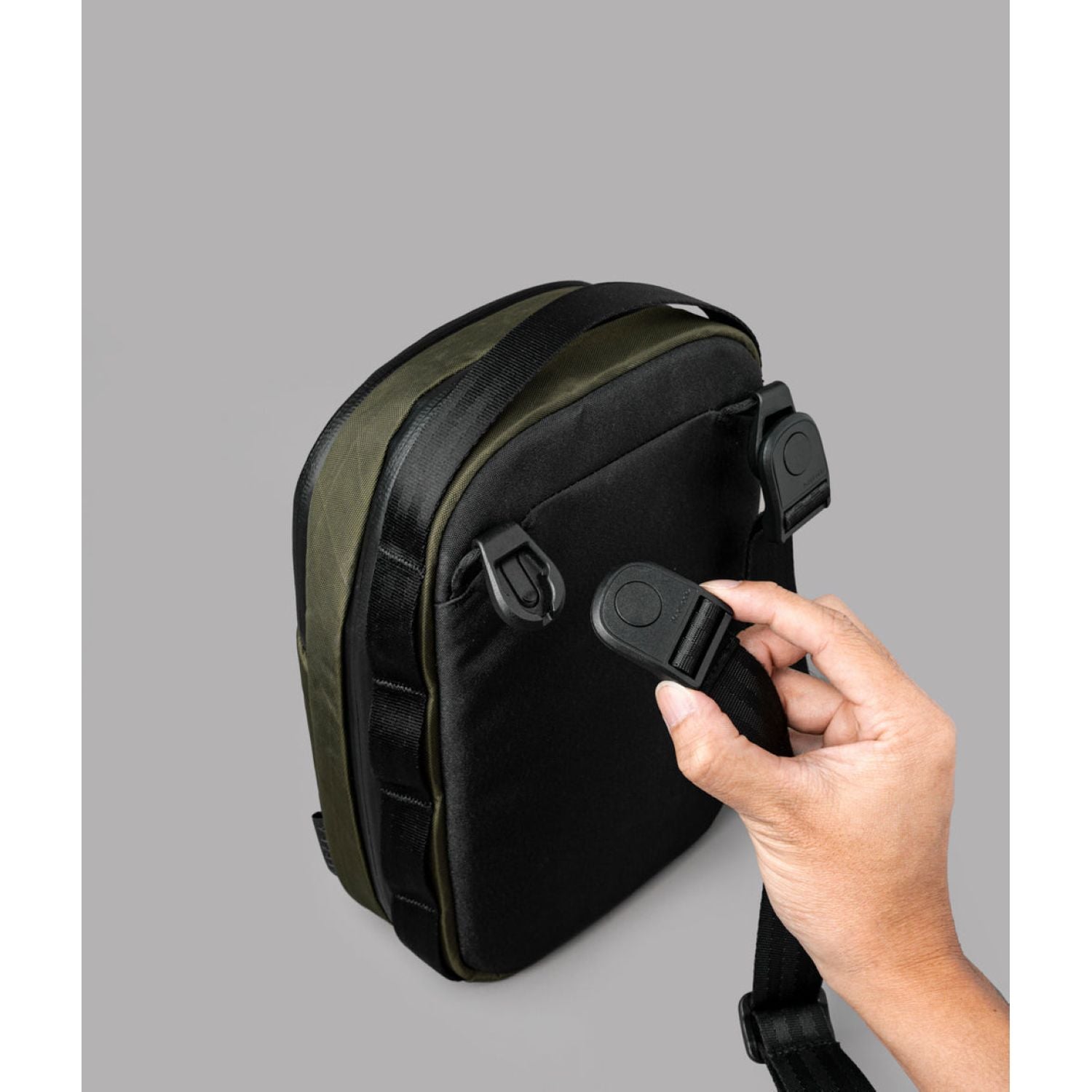 ALPAKA Metro Sling Max