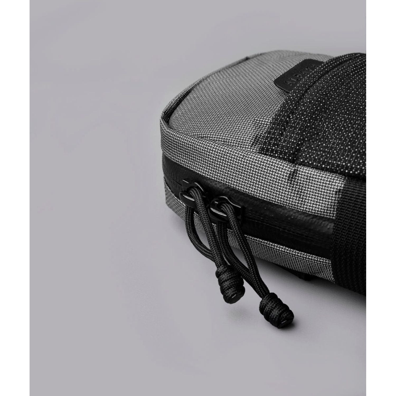 ALPAKA Modular Shoulder Pocket Max