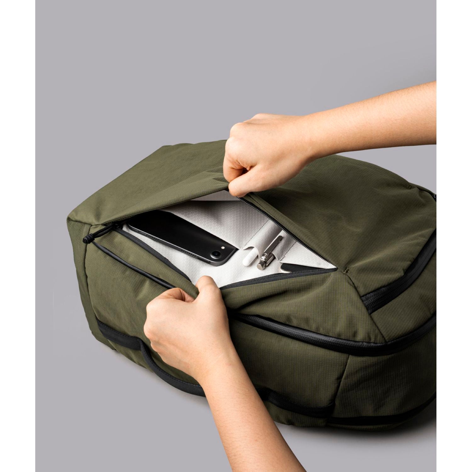 ALPAKA Traverse Backpack 30L