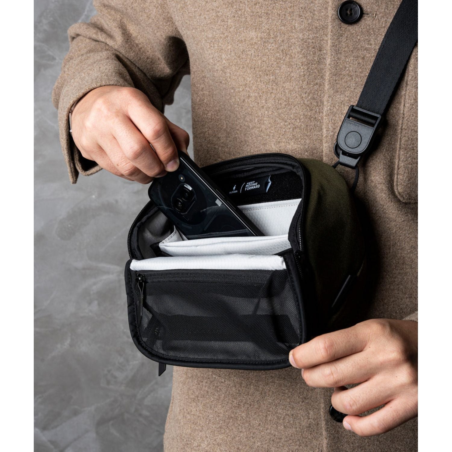 ALPAKA Vertex Pouch Mini 2L