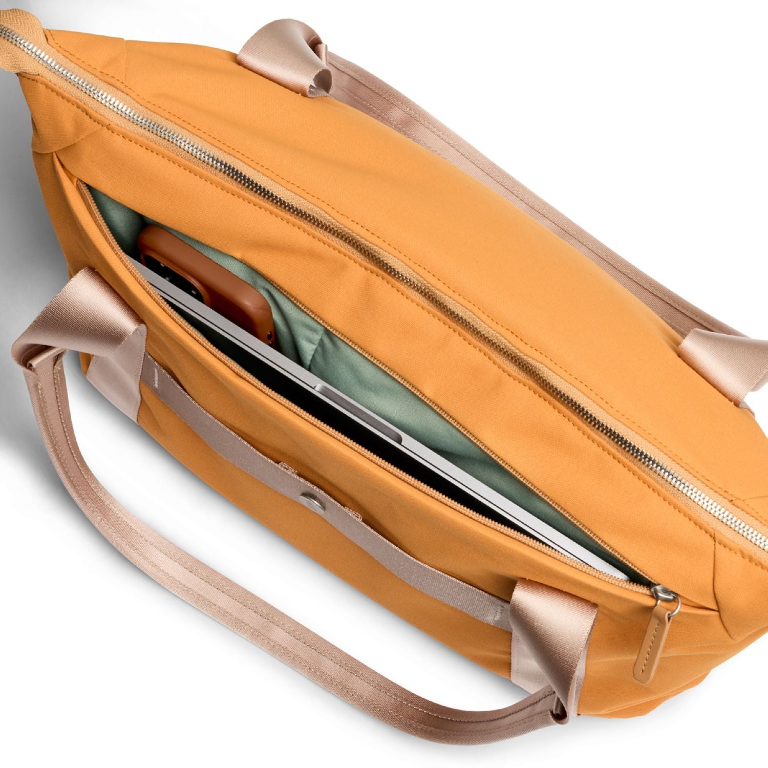 Bellroy Classic Getaway Bag (SA)