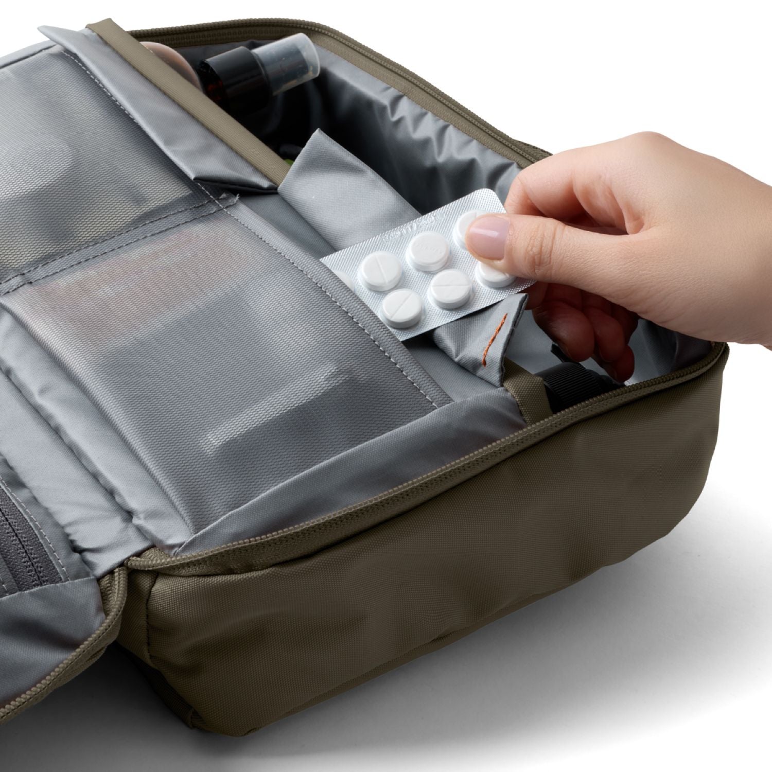 Bellroy Hanging Toiletry Kit Plus
