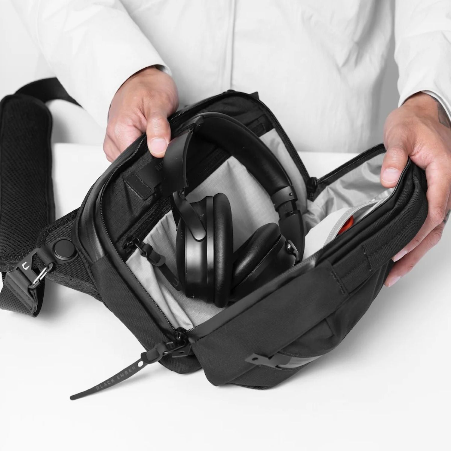 Black Ember Grip Sling-6 Embertex PFAS Free 6L