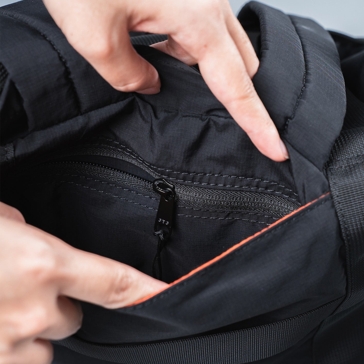 Crossing Jack Drawstring Totepack