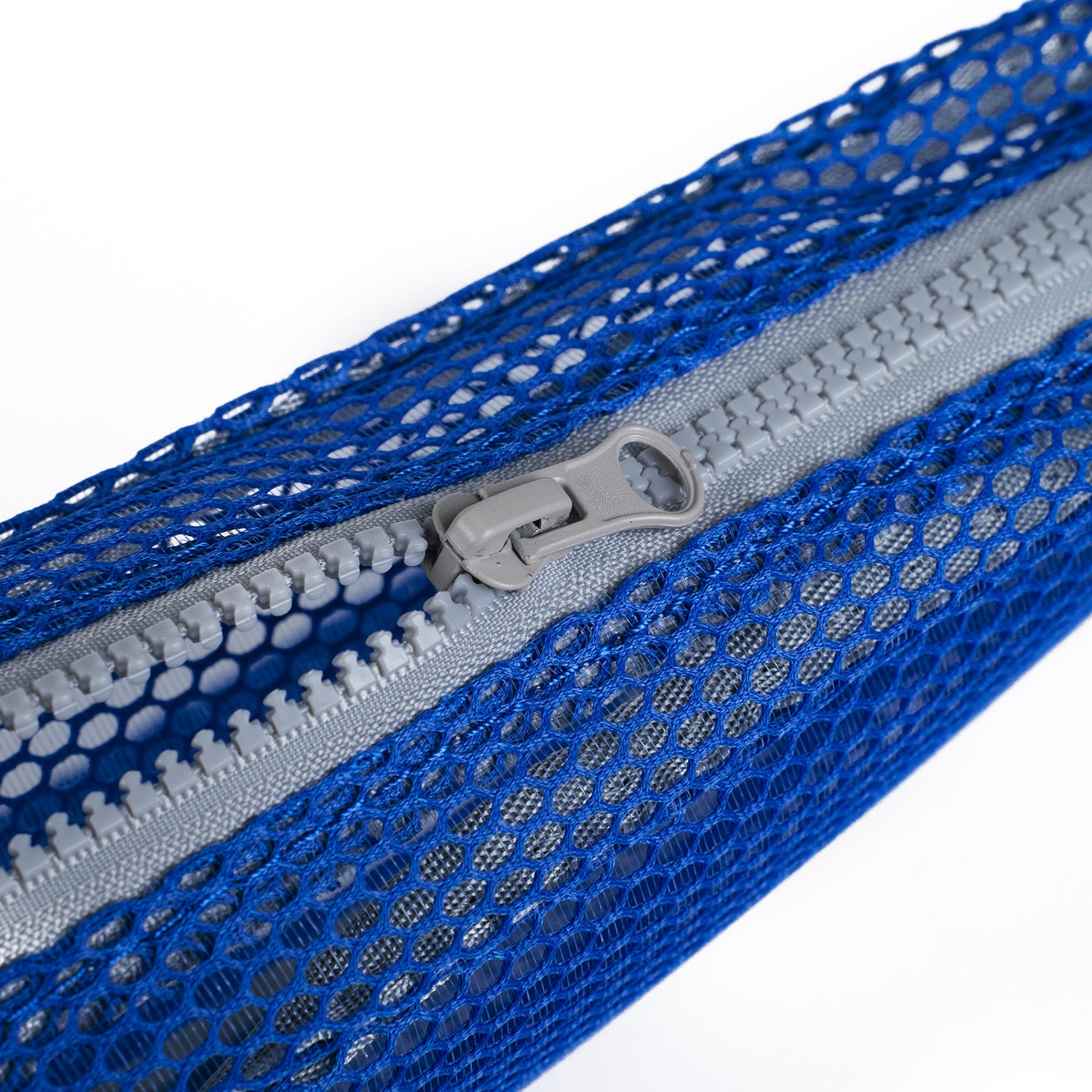 Crossing Jules Everywhere Mesh Pouch (Large)