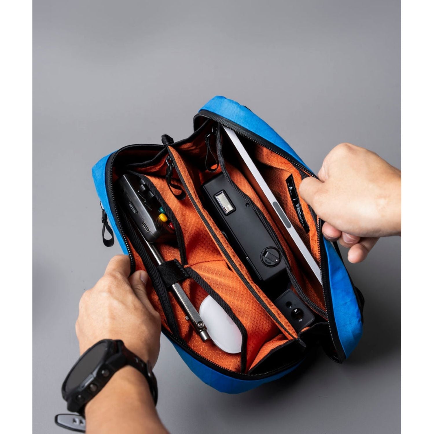 ALPAKA Elements Tech Case V2 X-Pac VX21 (SA)