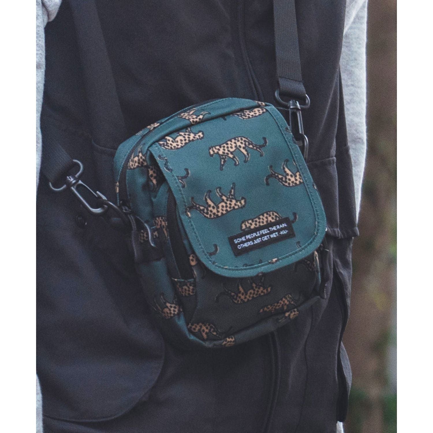 Kiu Water Repellent 600D Flap Pocket Shoulder Bag