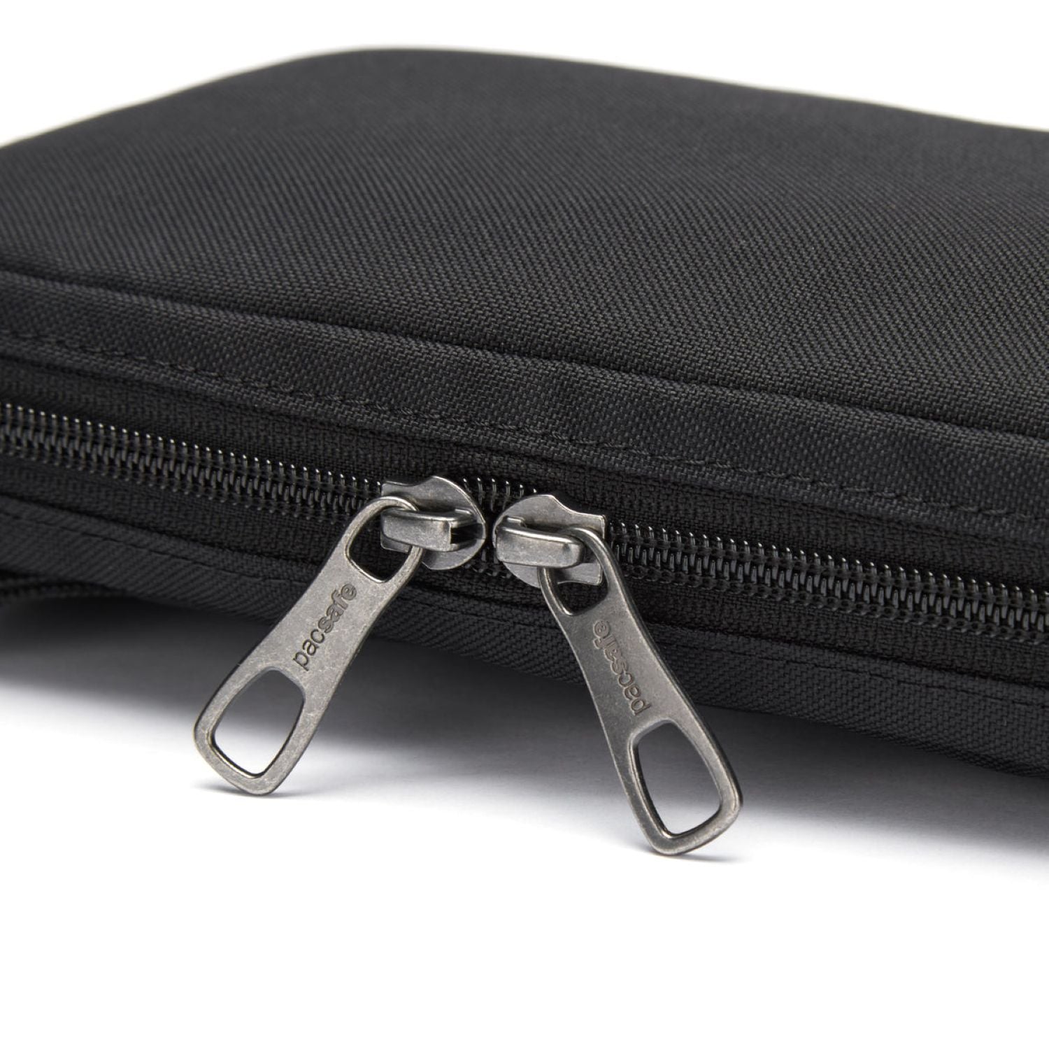 Pacsafe Rfidsafe Tech Crossbody