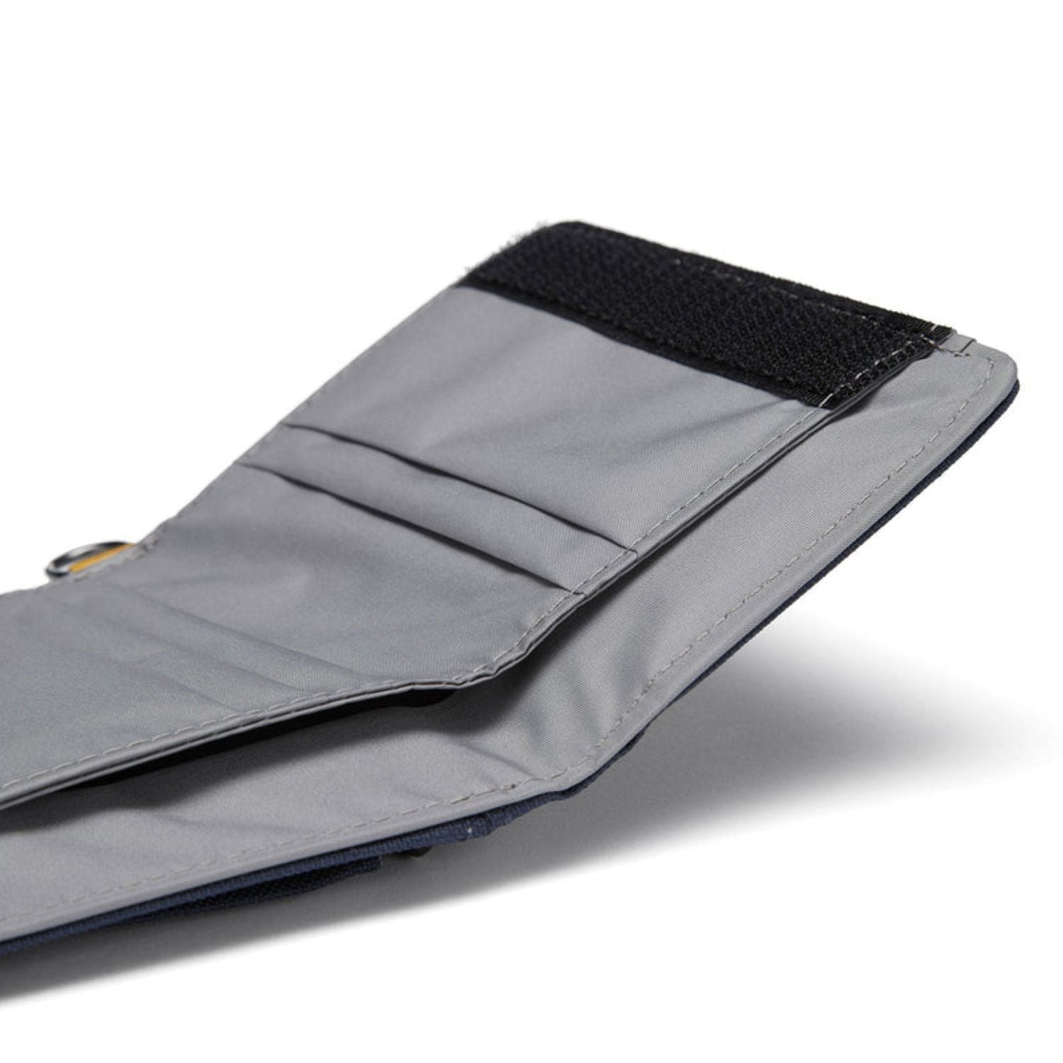 Pacsafe Rfidsafe RFID Blocking Trifold Wallet