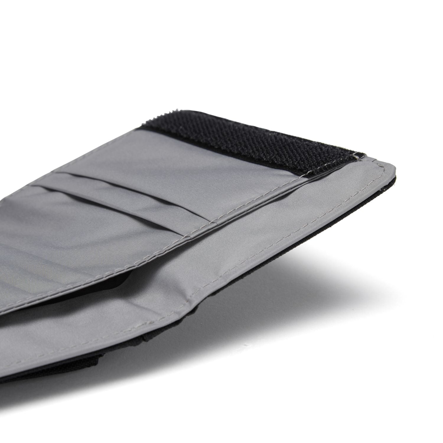 Pacsafe Rfidsafe RFID Blocking Trifold Wallet