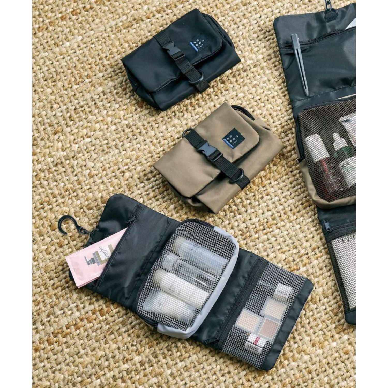 WPC Ondoo Travel Hanging Toiletry Kit